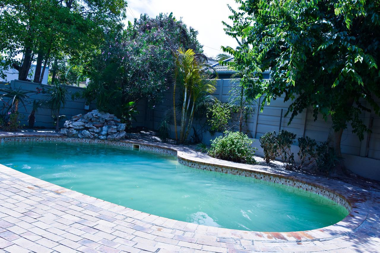 34Onlincoln Guesthouse Bellville Exterior photo