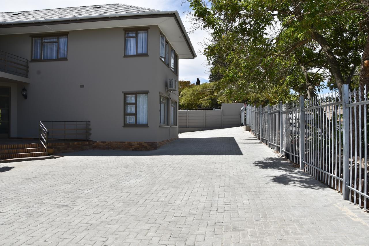 34Onlincoln Guesthouse Bellville Exterior photo